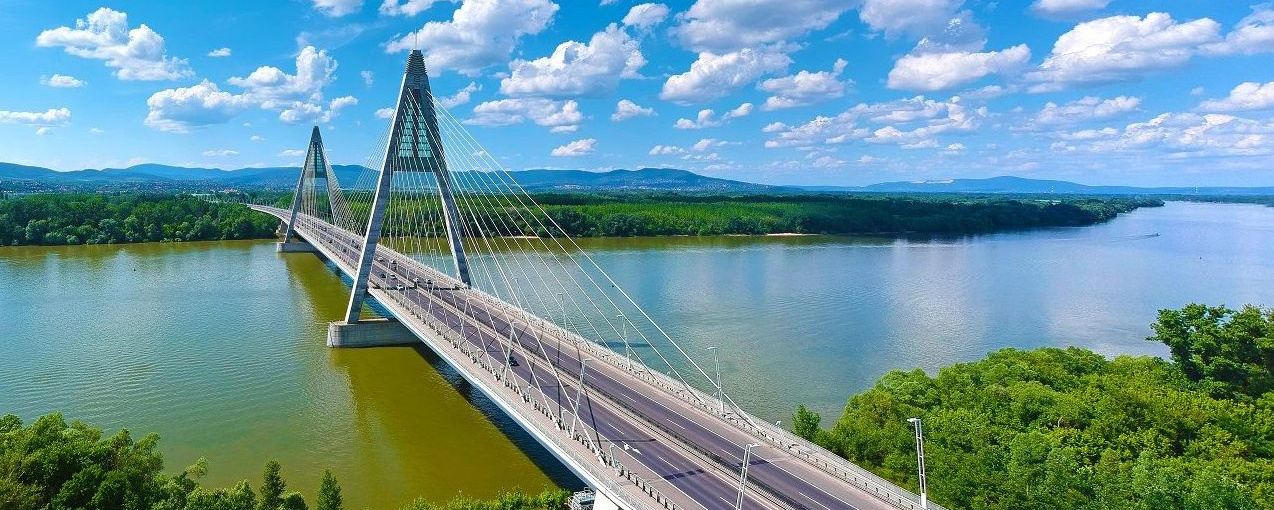 Fagyos Az út a Másik Hídig  - 20 Gyalogos / Futó / 4 Csiga-Biga  Híd