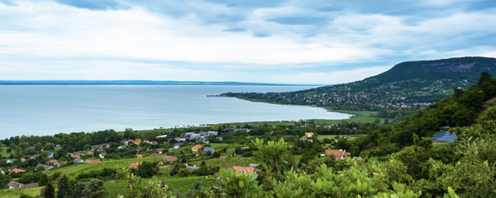 Almádi Kézfogások (Péntek - a Balaton Hétvége része, nappali-éjszakai)  - 24 / 15 / 6